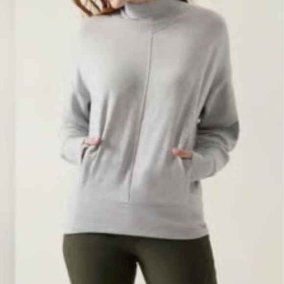 Athleta Tops - Athleta Appolo Crewneck Plush Nirvana Sweatshirt Hidden Pleat Pockets - Size M